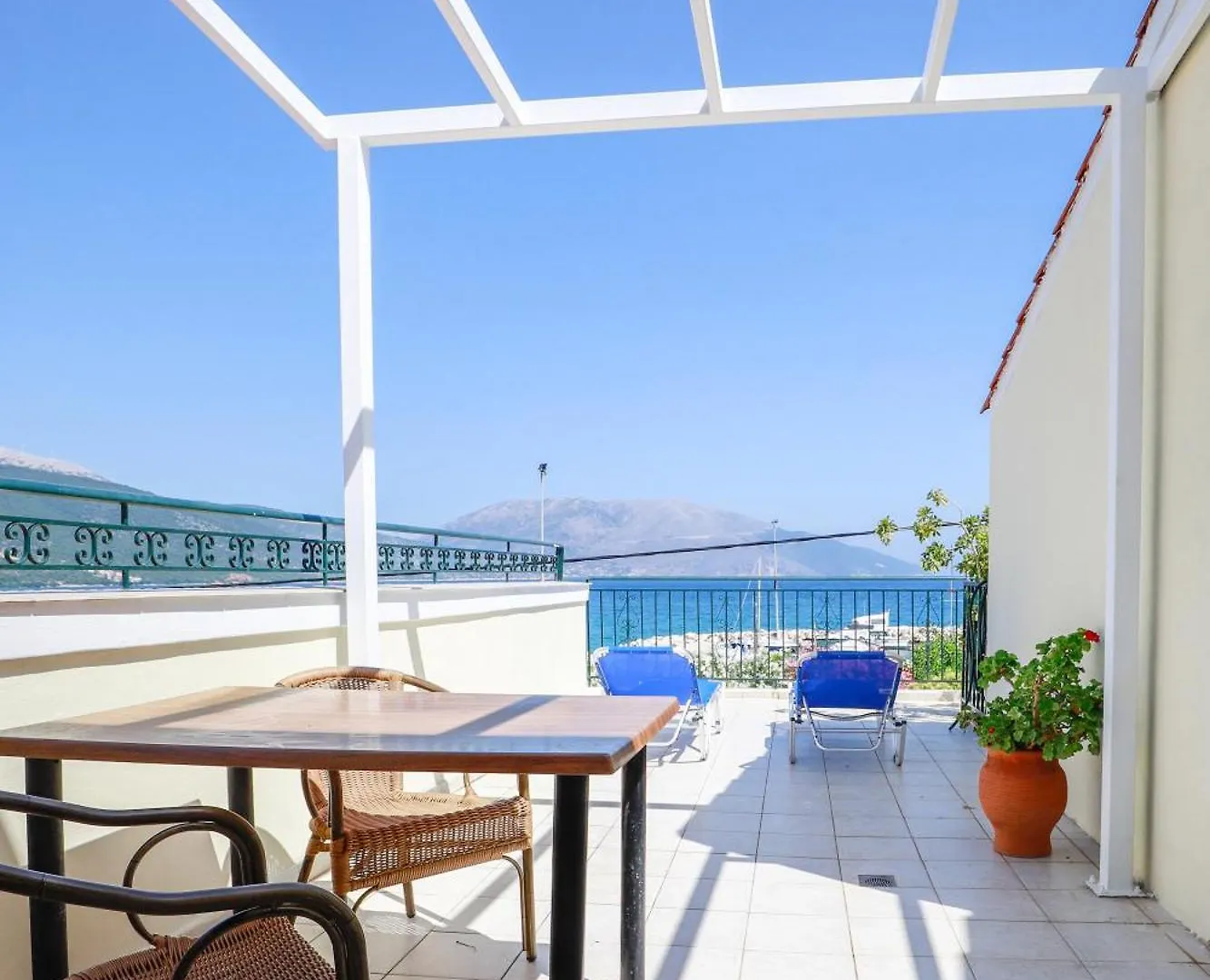 Aparthotel Filalithis Studios & Apartments Sami