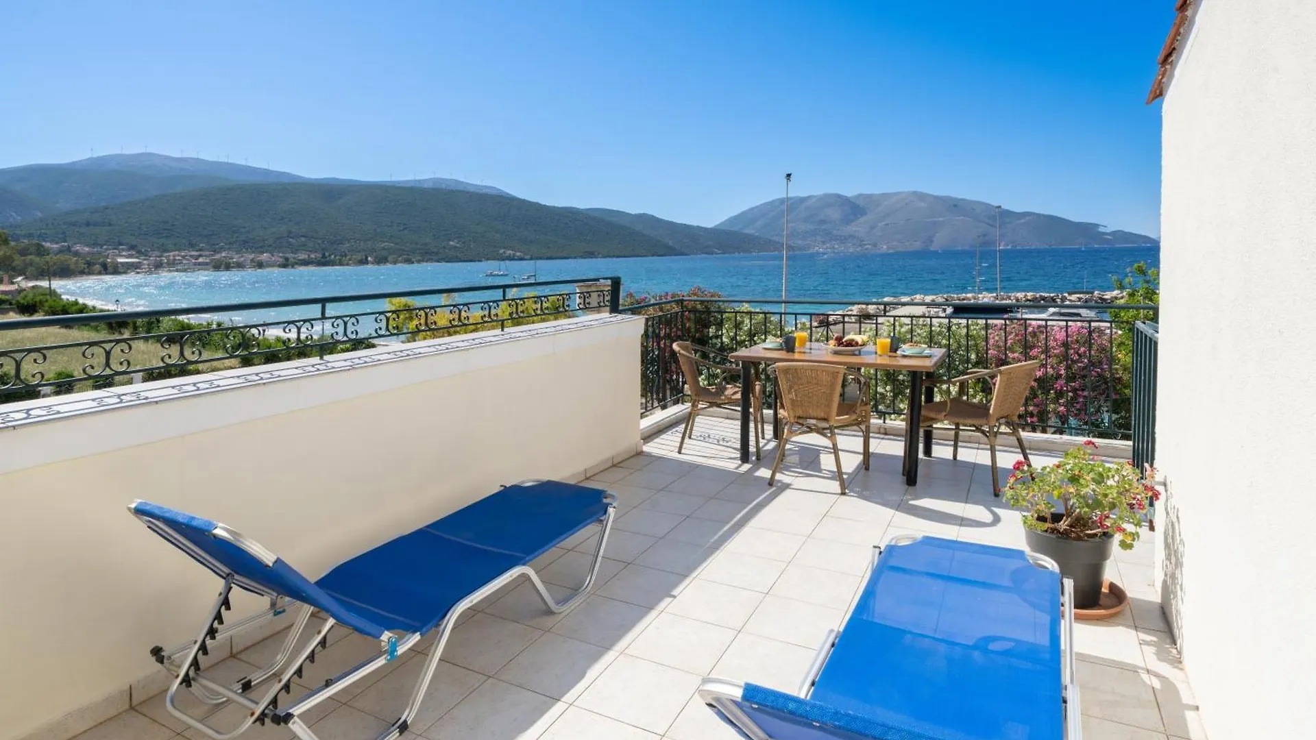 Aparthotel Filalithis Studios & Apartments Sami