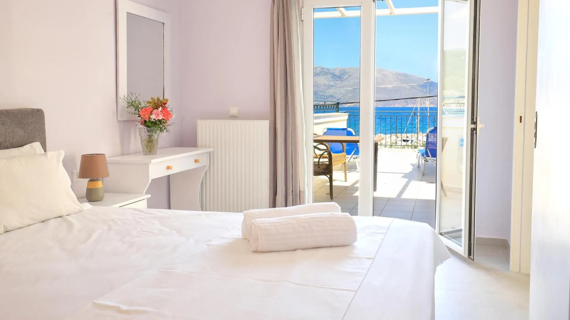 Filalithis Studios & Apartments Sami  Lejlighedshotel