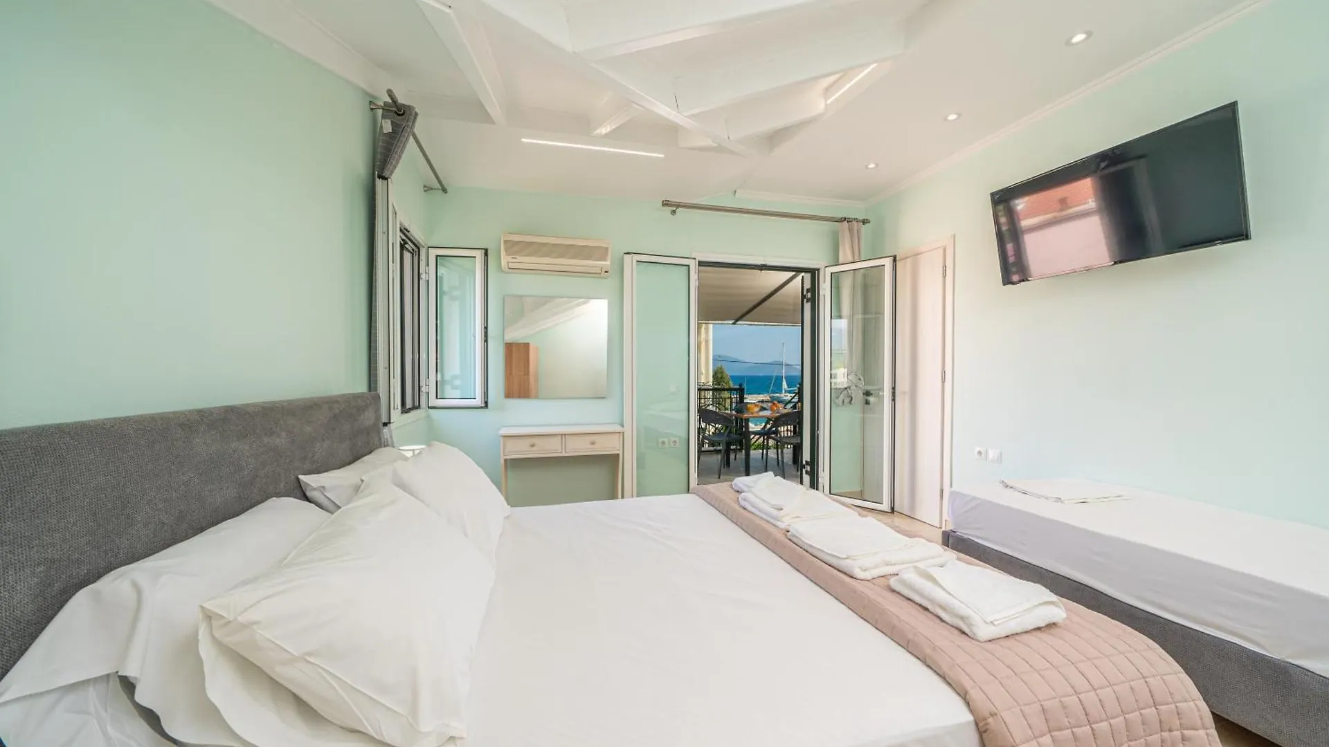 Filalithis Studios & Apartments Sami